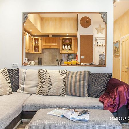 Treetop Suite By Grandeur Property Μπόρνμουθ Εξωτερικό φωτογραφία
